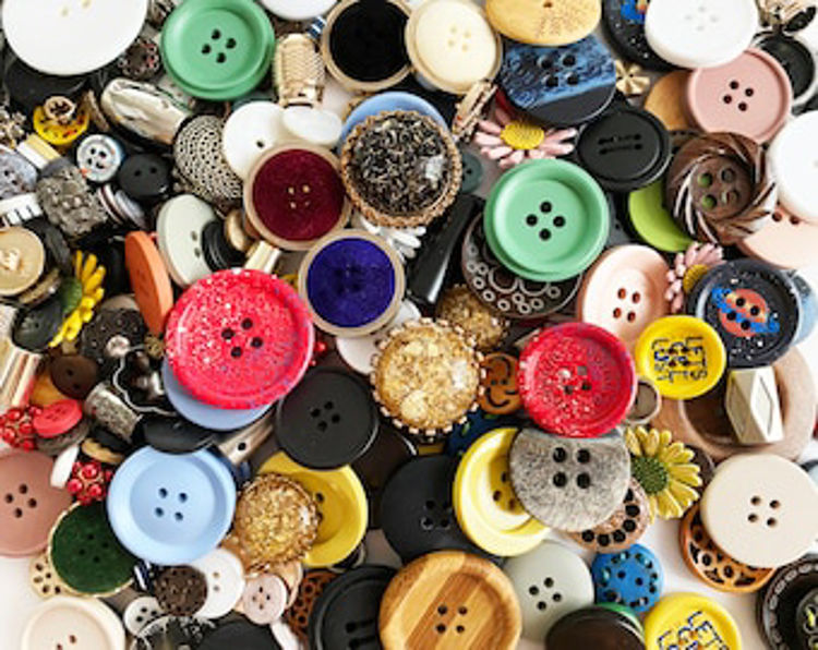 Picture of MB395 MIXED TYPE OF BUTTONS 100PCS